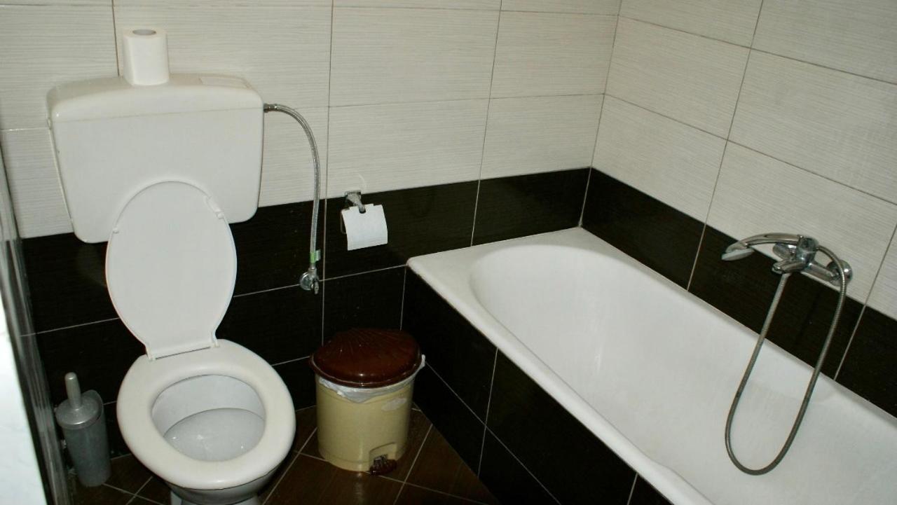 Hotel Bazzar 2 Gjirokastra Zewnętrze zdjęcie